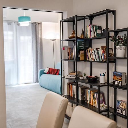 Casa 3 Santi, Your Contemporary Home In Рим Екстериор снимка