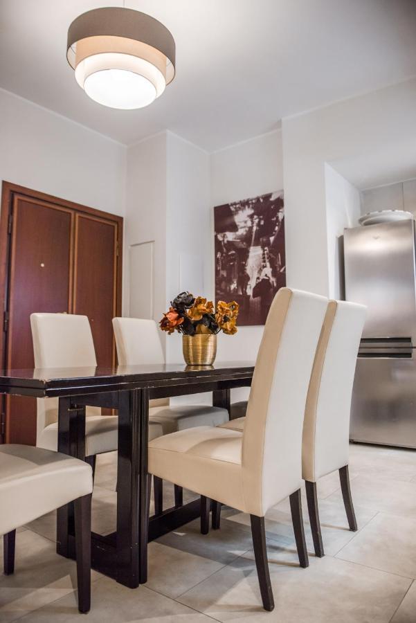 Casa 3 Santi, Your Contemporary Home In Рим Екстериор снимка