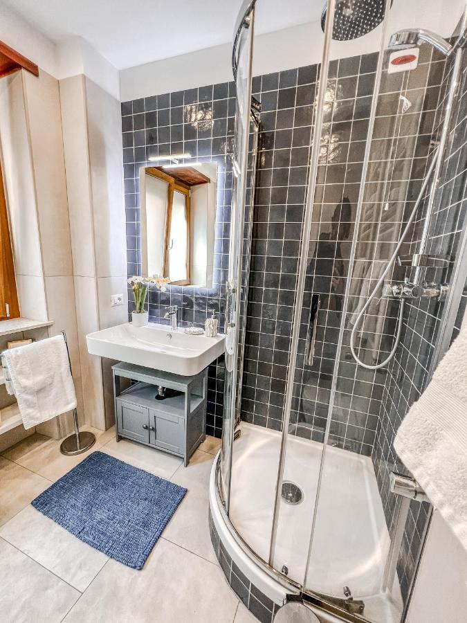 Casa 3 Santi, Your Contemporary Home In Рим Екстериор снимка