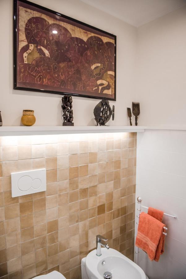 Casa 3 Santi, Your Contemporary Home In Рим Екстериор снимка